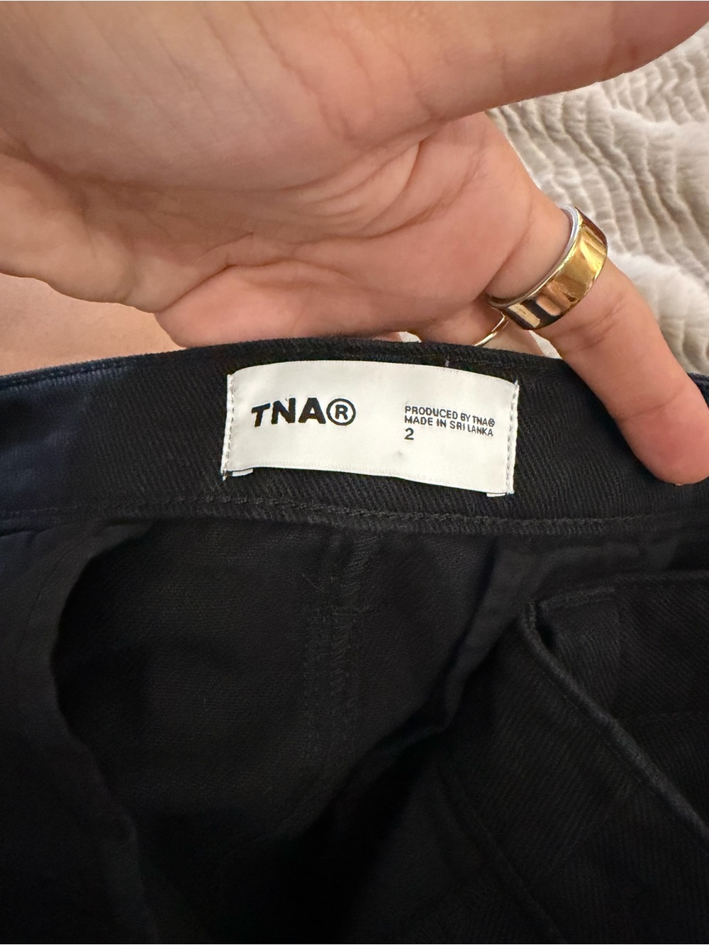 Aritzia TNA Corbett Mid Rise Cotton Cargo Streetwear Pant Black Size 2 - Picture 4 of 8